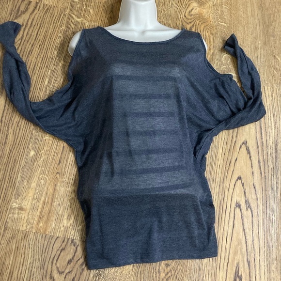 Allen B. Cold-Shoulder Grey Striped Top - Picture 5 of 5